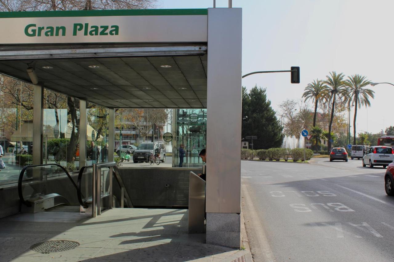 Wish Suite Gran Plaza De Sevilla Εξωτερικό φωτογραφία